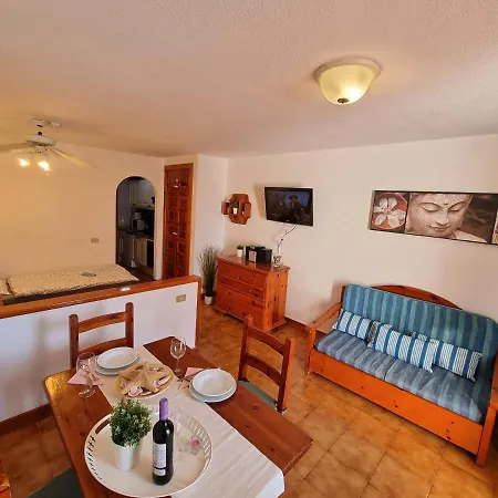 Apartment Studio No 1 Directly On The And Sea, Terrace, Heated Pool, Wifi Playa de las Americas (Tenerife)