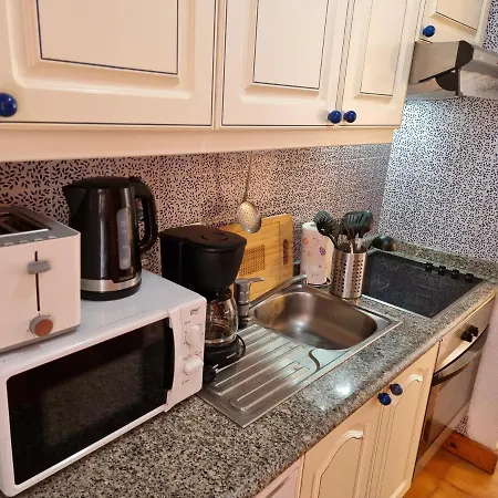 Studio No 1 Directly On The And Sea, Terrace, Heated Pool, Wifi Apartment Playa de las Americas (Tenerife)